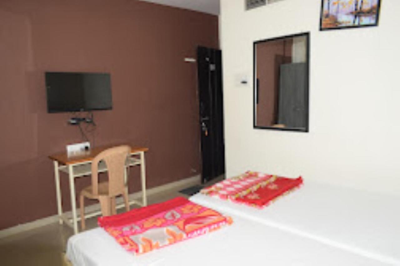 Hotel Vaibhav,Akola Exterior foto